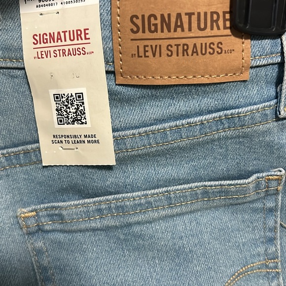 Levi’s ankle denim - Picture 4 of 5